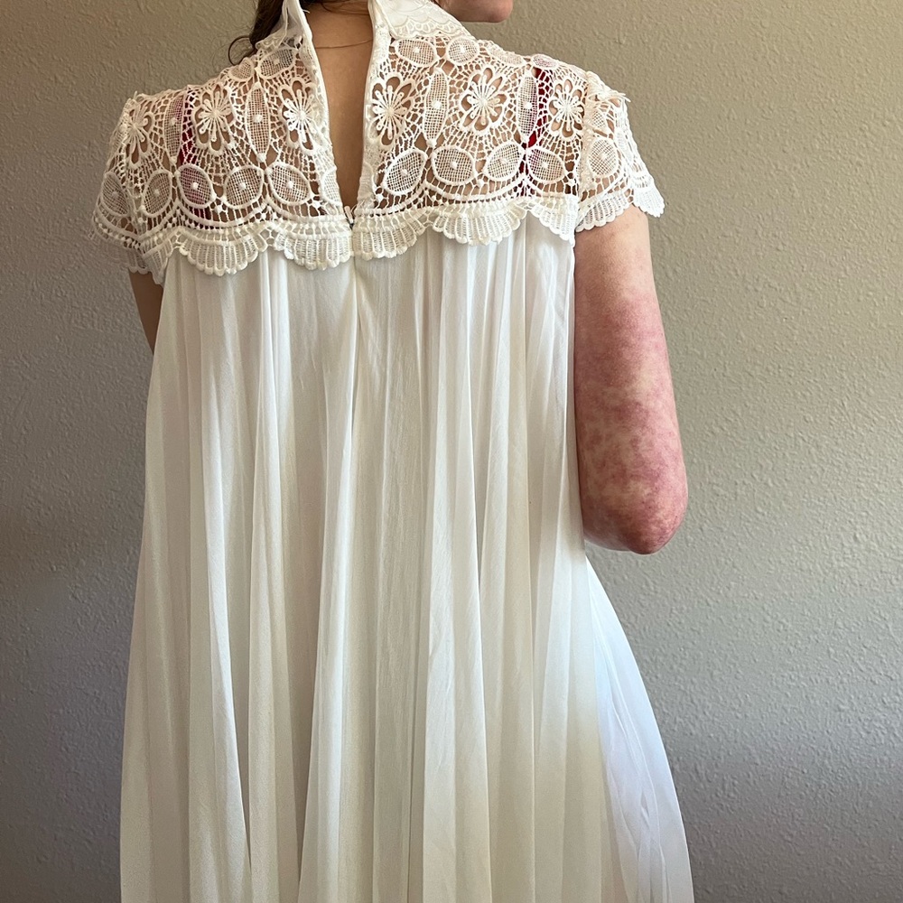 ASOS Rhinestone Lace Dress - Picture 6 of 9